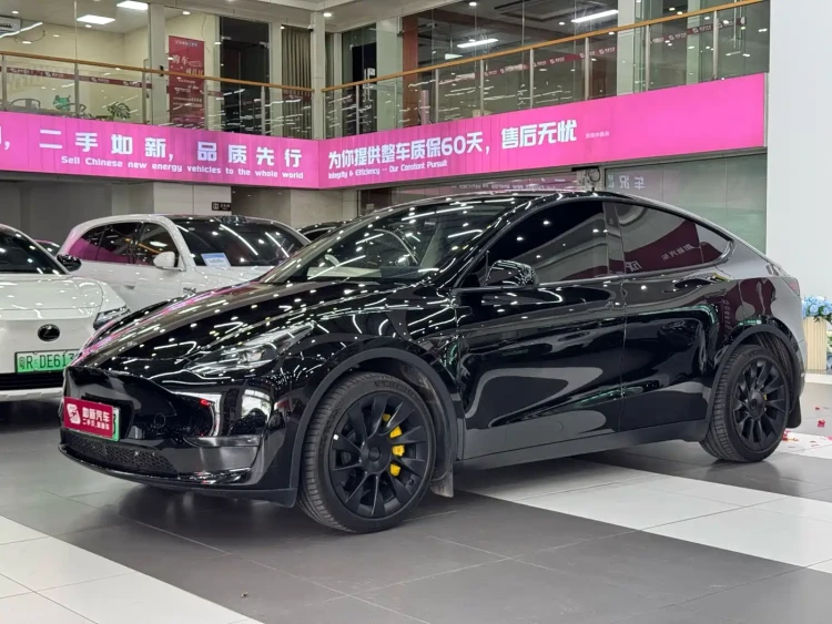 Tesla Model Y 2024 Long Range AWD