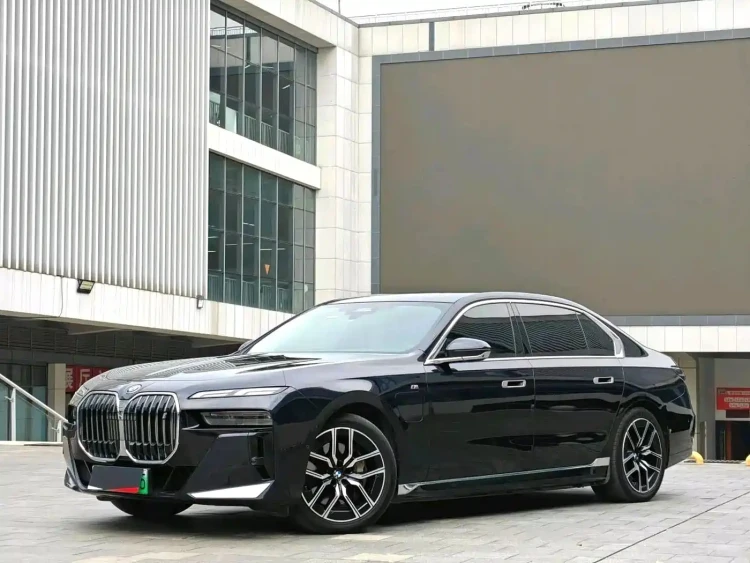 BMW i7 2023 eDrive50L Leading M Sport Package