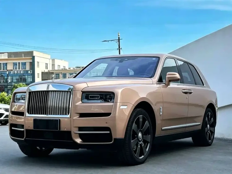 Rolls-Royce Cullinan 2018 5-Seater Version