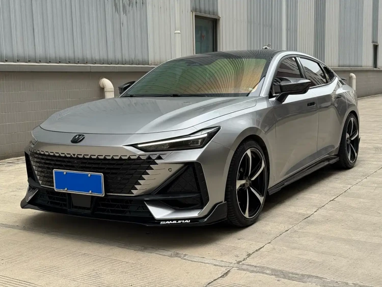 Changan UNI-V 2022 1.5T Sport Edition