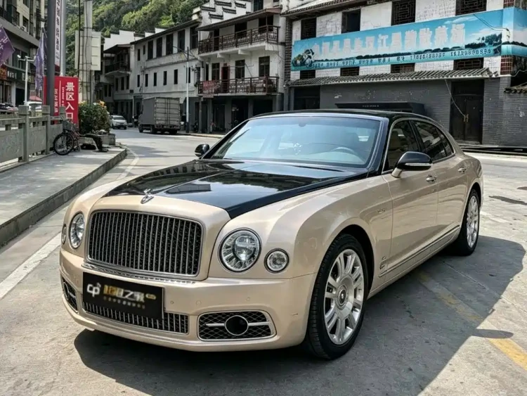 Bentley Mulsanne 2017 6.8T Long Wheelbase