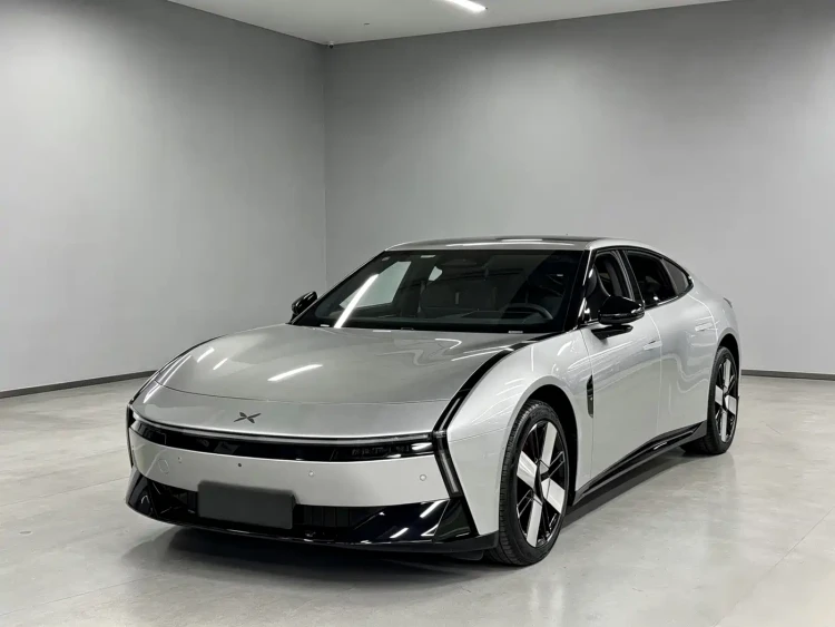 XPeng P7