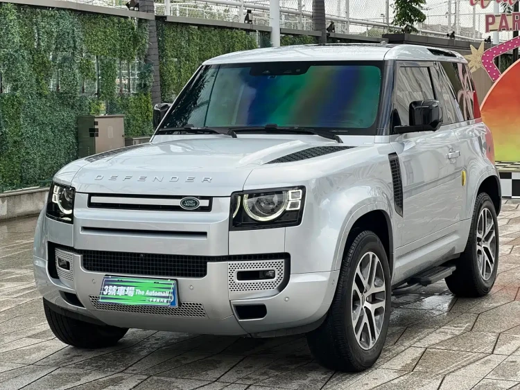 Land Rover Defender 2023 Model 90 3.0T P400 XS