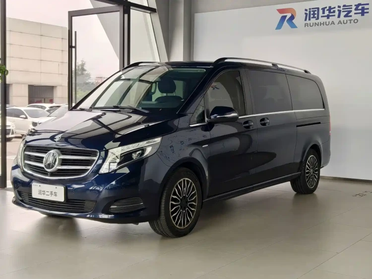 Mercedes-Benz V-Class 2017 Model V 260 L Premium Extended Edition