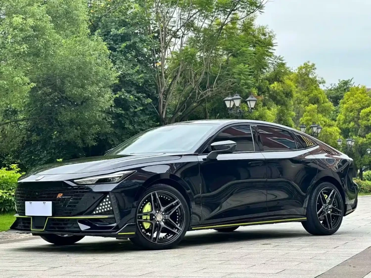 Changan UNI-V 2022 1.5T Sport Edition