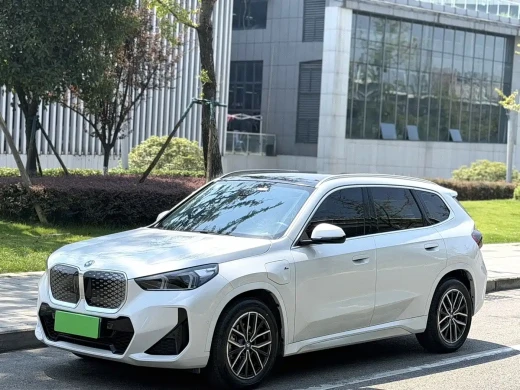 BMW iX1 2025 eDrive25L X Design Package