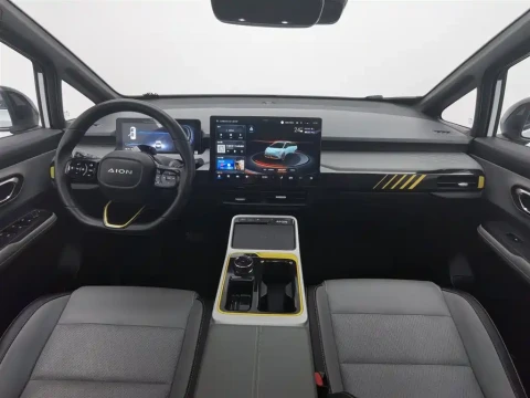 Aion Y 2021.11 65700 км