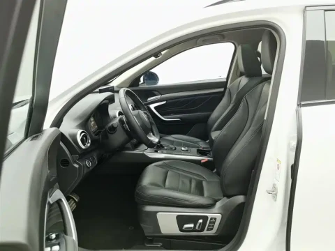WEY VV7 2017.04 134700 км