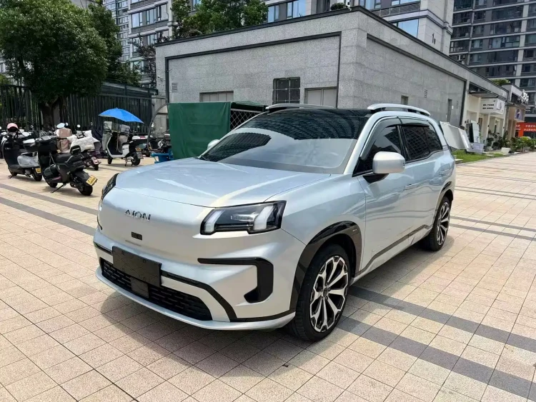 Aion V 2024 Aion T-Rex 650 Smart Premium Edition