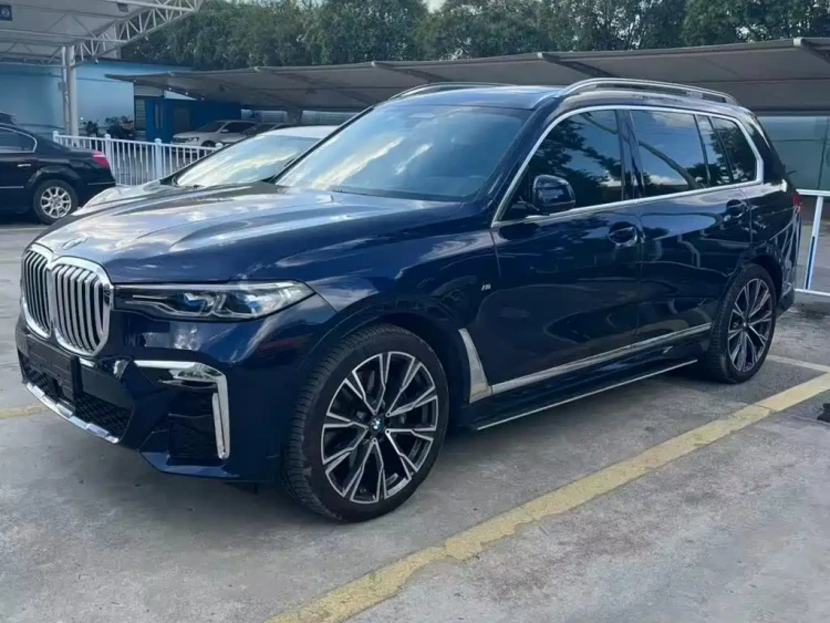 BMW X7 2021 xDrive40i Executive M Sport Package