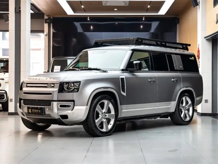Land Rover Defender 2023 Model Year 130 3.0T P400 HSE