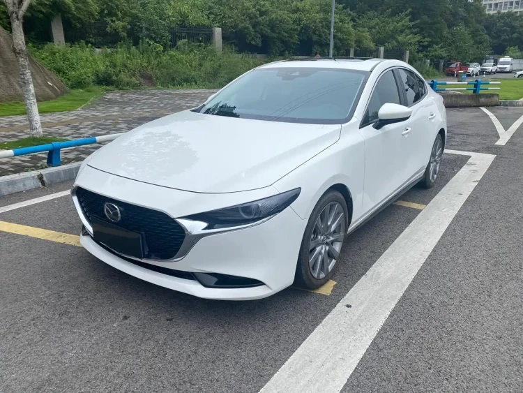 Mazda Mazda3 Axela 2023 2.0L Auto Zhixuan