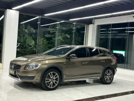 Volvo V60 2017 Cross Country T5 AWD China V