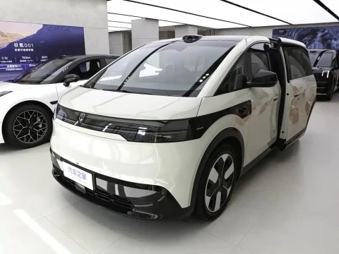 ZEEKR MIX 2025 Smart Driving Edition