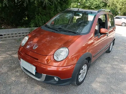 Baojun Lechi 2012 Facelift 1.2L Manual Sport Vitality