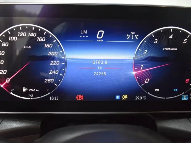 Mercedes-Benz GLC 2023 GLC 300 L 4MATIC Sport 5-Seater