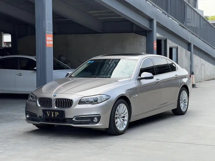 BMW 5 Series 2014 525Li Luxury Design Package