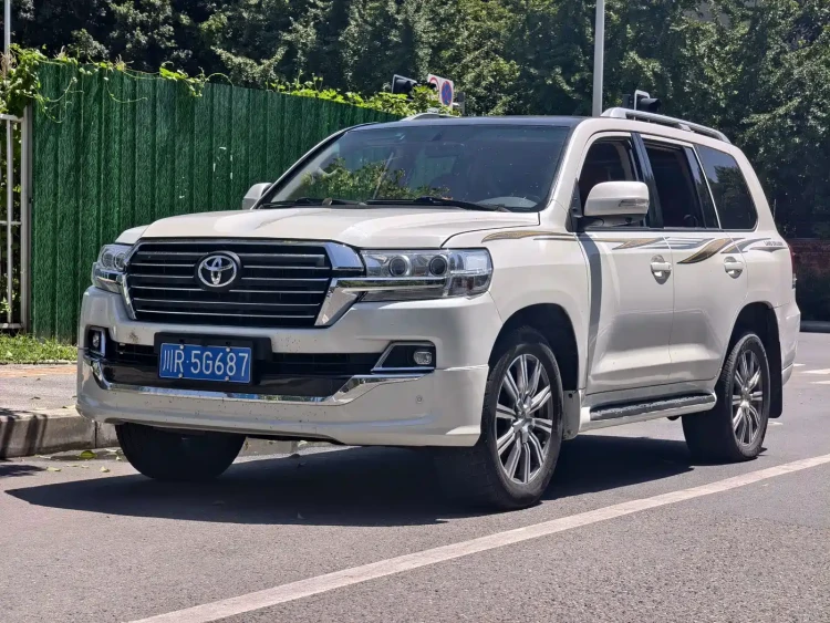 Toyota Land Cruiser (Import) 2015 4.0L V6 Middle East Limited Edition