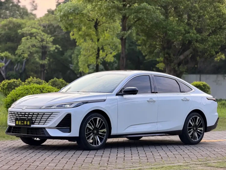 Changan Eado 2025 Model Year Facelift 1.5T 500Bar Premium Edition