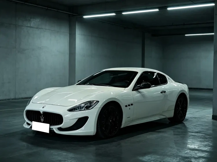 Maserati GranTurismo 2013 4.7L Sport Automatic