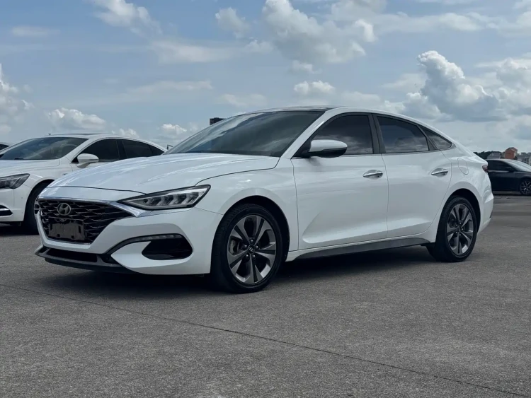 Hyundai Fista 2019 280TGDi Sport Edition China VI
