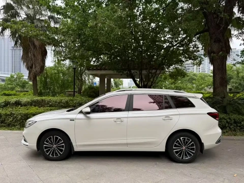 Roewe Ei5 2018 Internet Luxury Edition