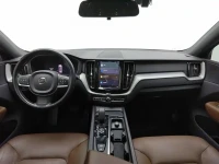 Volvo XC60 2022 B5 AWD R-Design