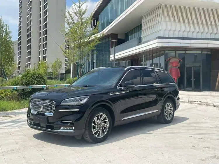 Lincoln Aviator 2021 3.0T V6 4WD Premium Edition