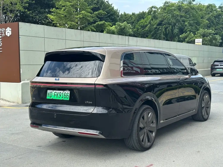 Li Auto Li Xiang L9 2026 Base Model