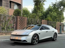 Lynk & Co Z10 2025 95kWh 702km AWD Smart Drive Ultra