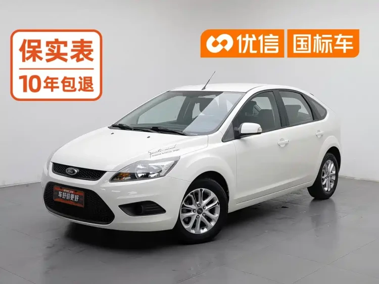 Ford Focus 2013 Hatchback Classic 1.8L Manual Base
