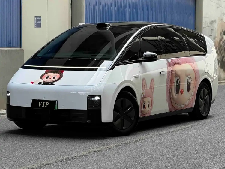 Li Auto MEGA 2024 Ultra