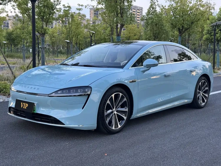 Zhijie S7 2025 Model 705km Pro