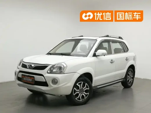 Hyundai Tucson 2013 2.0L Manual 2WD Fashion