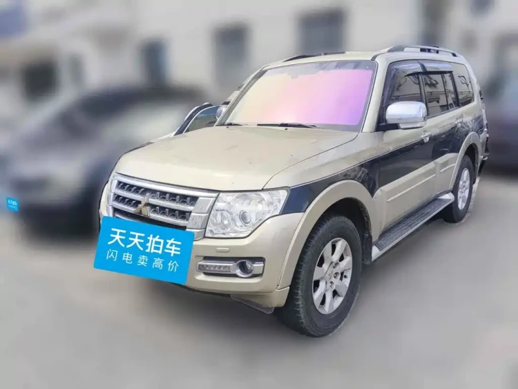 Mitsubishi Pajero (Import) 2016 3.0L Automatic Premium (China V)
