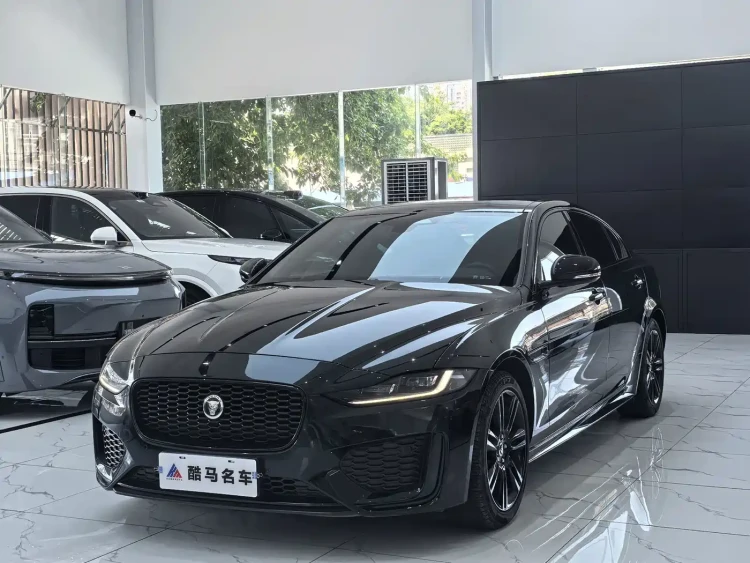 Jaguar XEL 2024 Model 2.0T 250PS R-DYNAMIC S Gloss Black Sport Edition