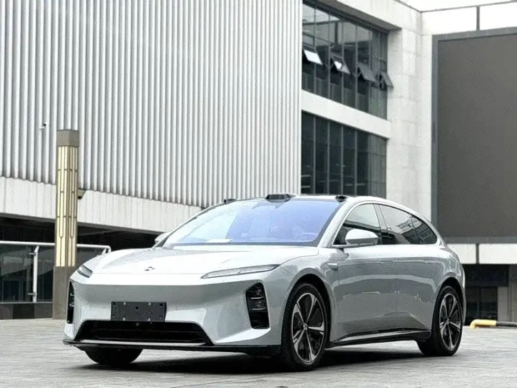NIO ET5T 2025 75kWh Touring