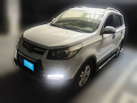 BAIC Huansu S3 2014 1.5L Luxury (China IV)