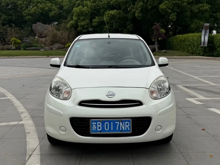 Nissan March 2015 1.5L Automatic Easy Shine
