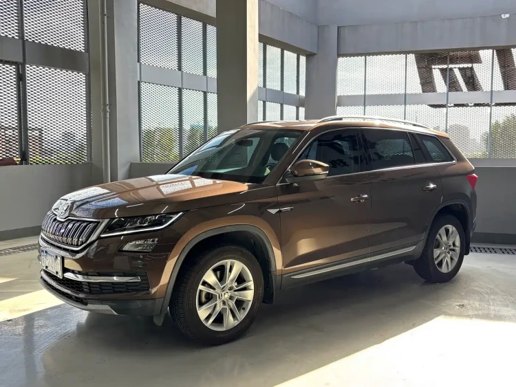 Škoda Kodiaq 2018 Facelift TSI330 5-seat 2WD Premium Luxury Edition