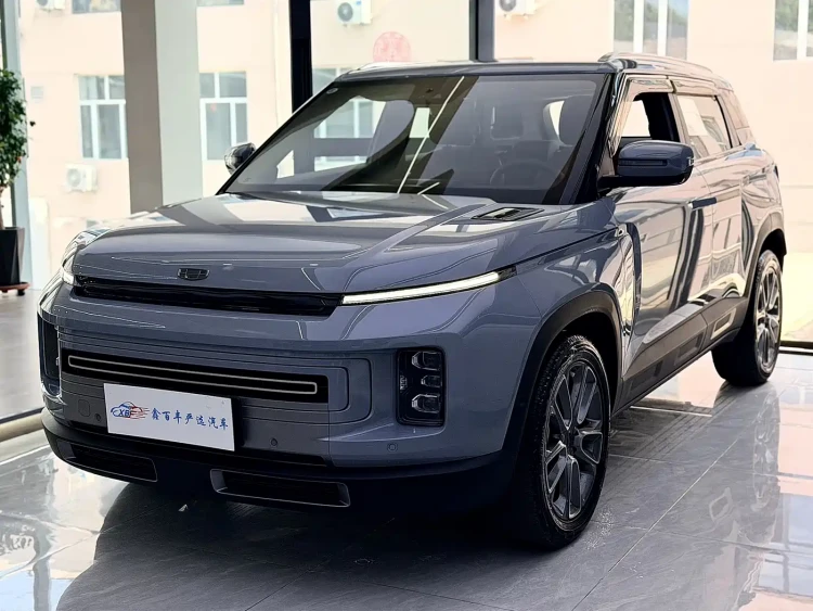 Geely ICON 2020 1.5TD i9 BSG