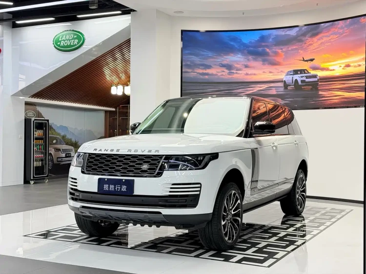 Land Rover Range Rover 2022 3.0 L6 400PS Heritage Extended Classic Edition