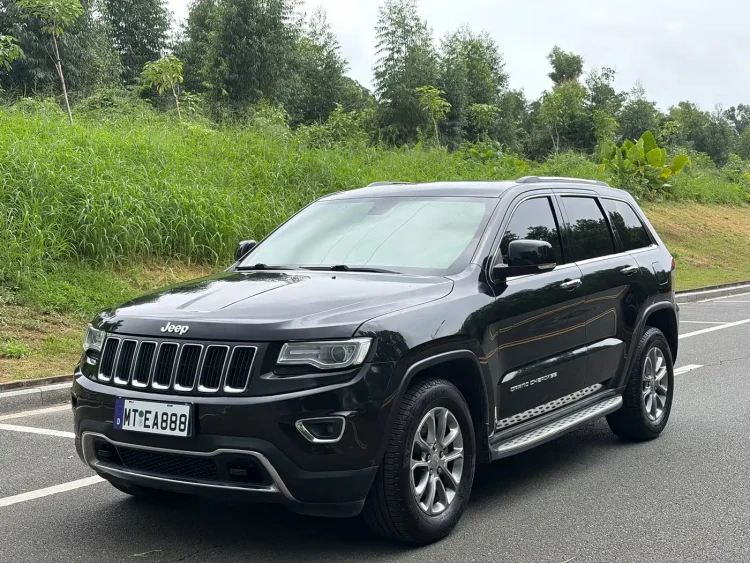 Jeep Grand Cherokee (Import) 2015 3.0L Luxury Navigation Edition