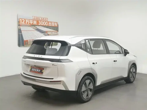 Aion Y 2022.09 48700 км