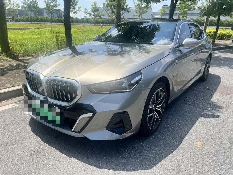 BMW i5 2024 eDrive 35L M Sport Package
