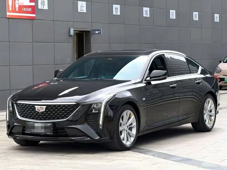 Cadillac CT5 2024 28T Luxury Model