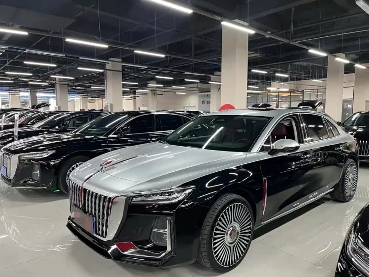 Hongqi H5 2023 2.0T Auto Smart Connect Flag Comfort