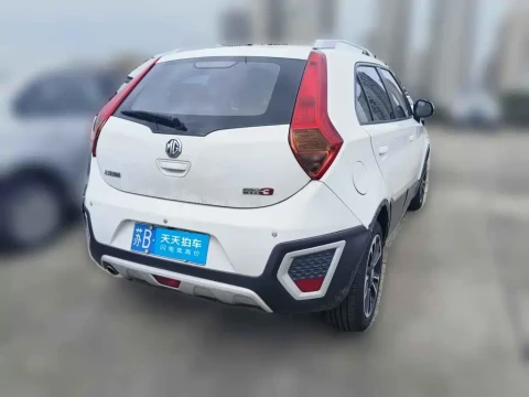MG 3SW 2015 1.5L AMT Elite