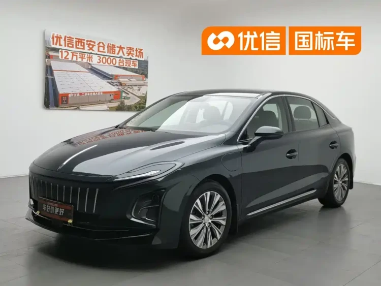 Hongqi E-QM5 2022 431km Charging Enjoyment Edition