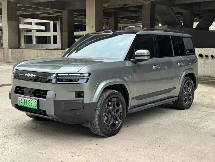 Fang Cheng Bao Titanium 7 2025 AWD Base Model